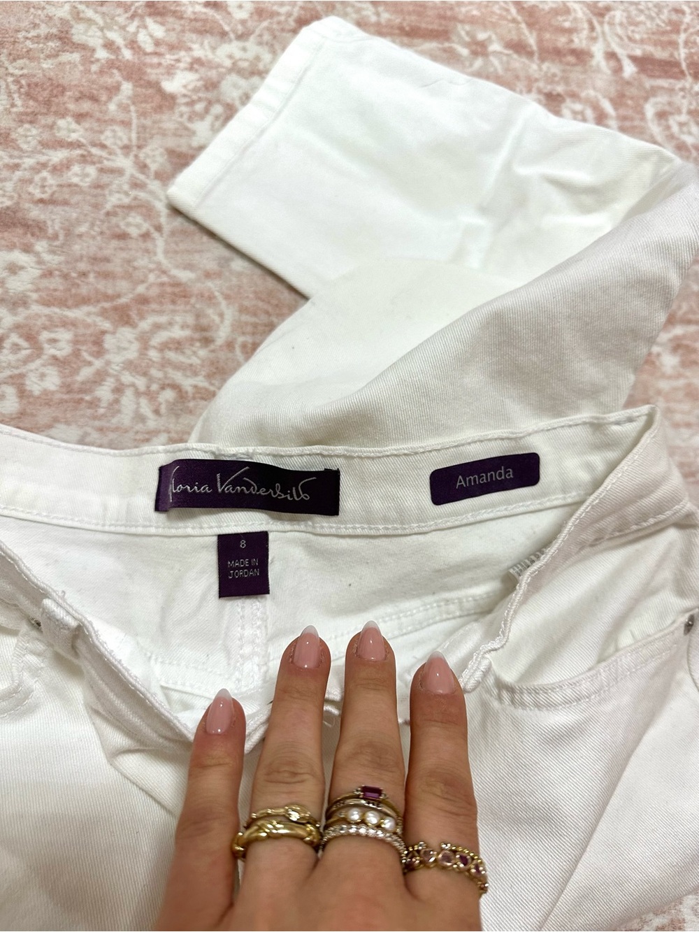 ⚜️ Gloria Vanderbilt White Straight-Leg Jeans - Picture 4 of 15